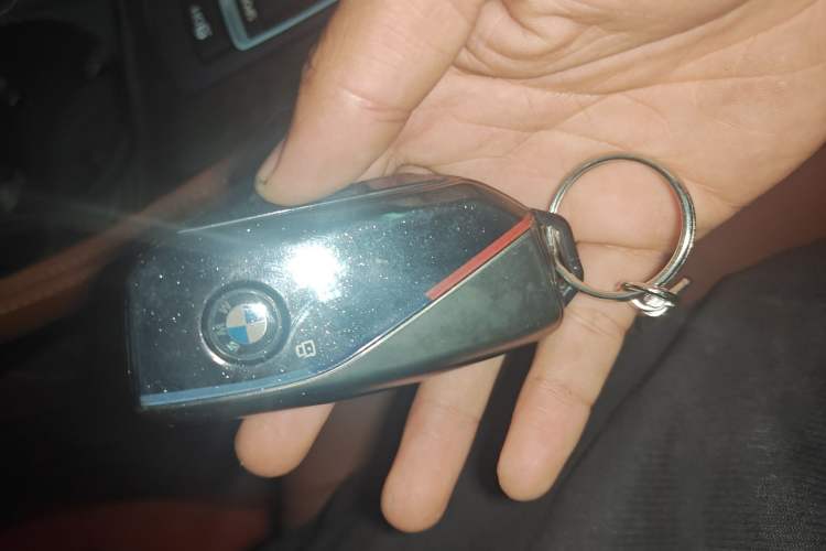 Used BMW 5 Series 2017 528Li Leading Model
