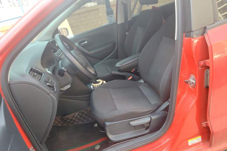 Used Volkswagen Polo 2013 1.4L Automatic Comfort Edition Left Front Seat