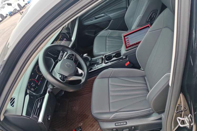 Used Volkswagen Passat 2024 380TSI Dragon Edition