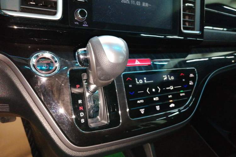 Used Honda Elysion 2019 2.0L Hybrid Luxury Edition
