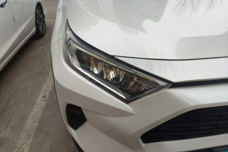 Used Toyota RAV4 2023 2.0L CVT Two-Wheel Drive Urban Edition
