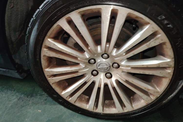 Used Chrysler 300C 2013 3.6L Luxury Edition