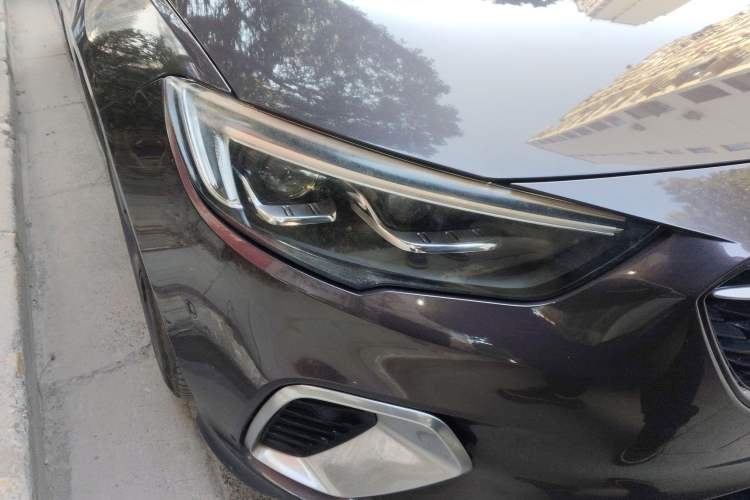 Used Buick Regal 2017 GS 28T Luxury Model
