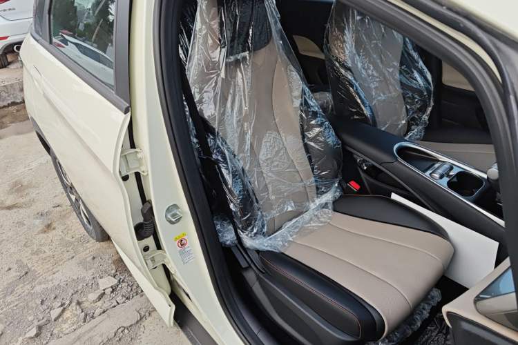 Used BYD Dolphin 2025 420km Free Edition
