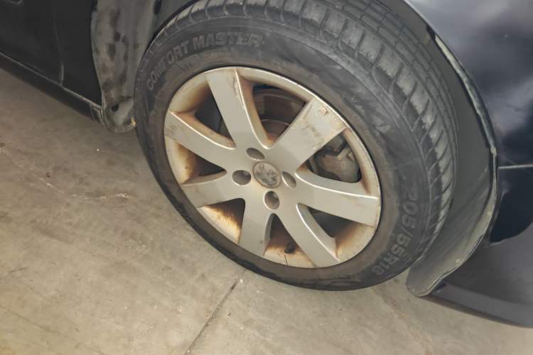 Used Peugeot 408 2011 1.6L Automatic Comfort Edition
