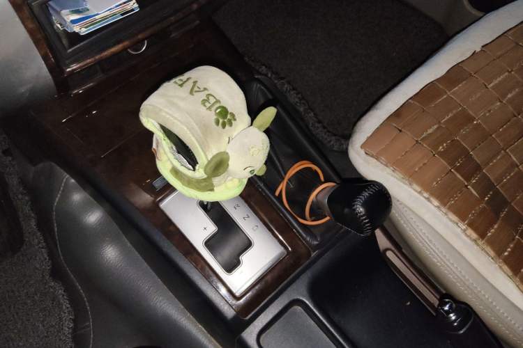 Used Mitsubishi Pajero Sport 2013 3.0L Automatic 4x4 Flagship Edition
