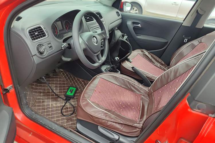 Used Volkswagen Polo 2014 1.4L Manual Comfort Edition
