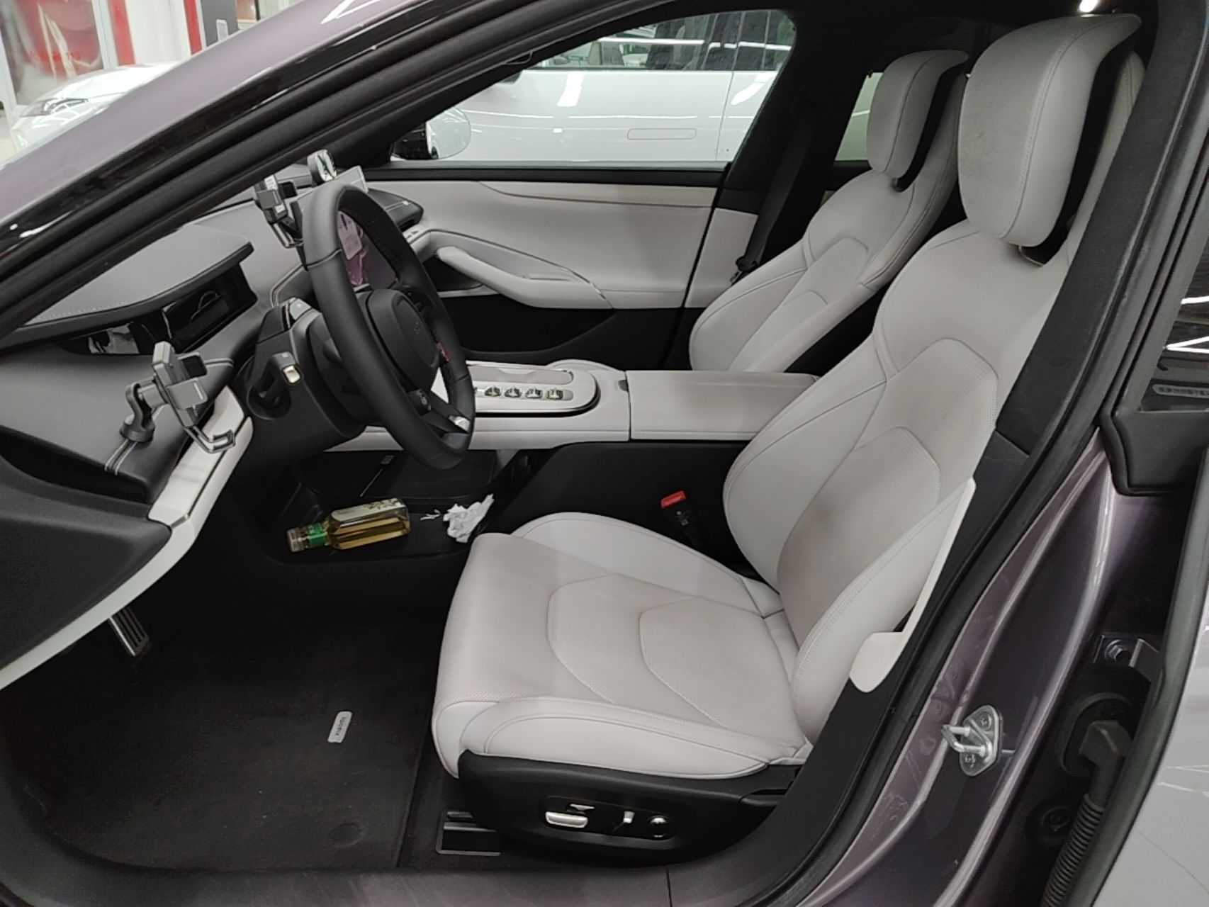 Xiaomi Auto SU7 2024 Four-Wheel Drive Ultra-Long Range Advanced Intelligent Driving Max Edition — снимка 17
