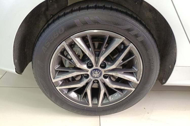 Used BYD Qin PLUS 2021 EV 400KM Luxury Model
