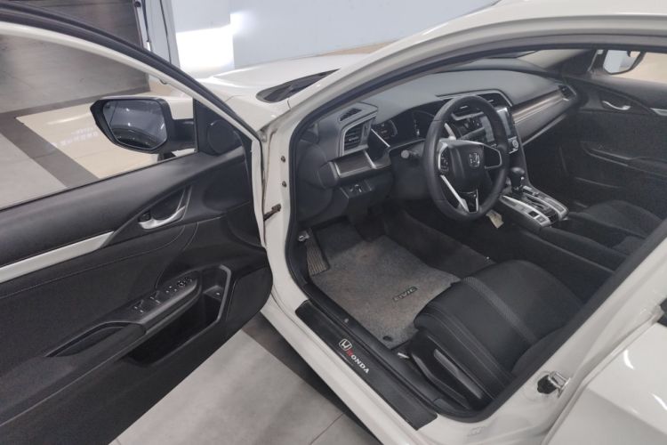 Used Honda Civic 2019 220TURBO CVT Dynamic Edition China VI