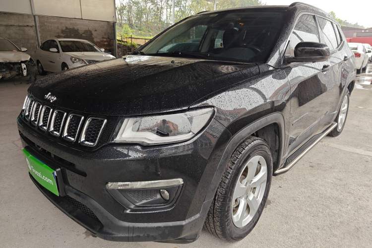 Used Jeep Compass 2017 200T Automatic Family Edition