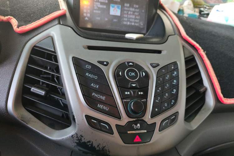 Used Ford EcoSport 2013 1.5L Manual Comfort Model
