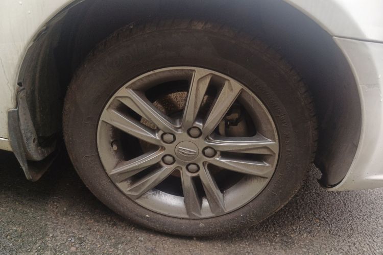 Used Geely Auto Emgrand 2017 Sedan Million Edition 1.5L Manual - Upward Version Right Front Wheel Hub