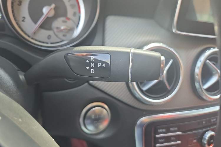 Used Mercedes-Benz GLA 2016 GLA 200 Fashion Model