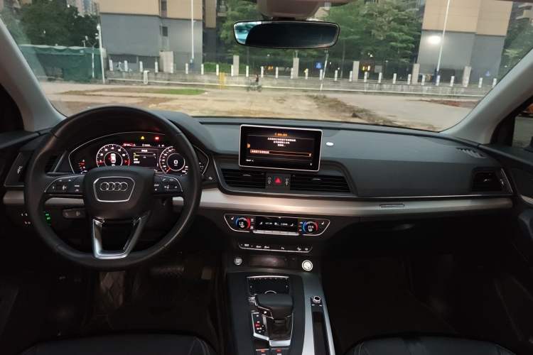 Used Audi Q5L 2020 Updated 40 TFSI Prestige Fashion Edition
