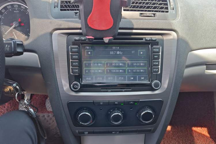 Used Skoda Octavia 2014 1.6L Manual Yijie Edition