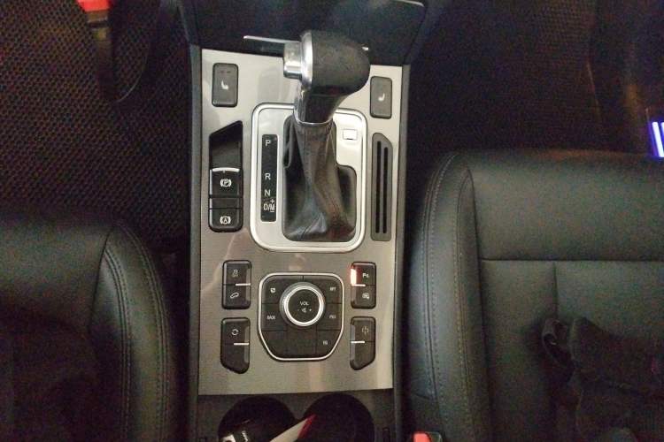 Used Haval H6 Coupe 2015 Blue Label 2.0T Automatic Two-Wheel Drive Elite Model
