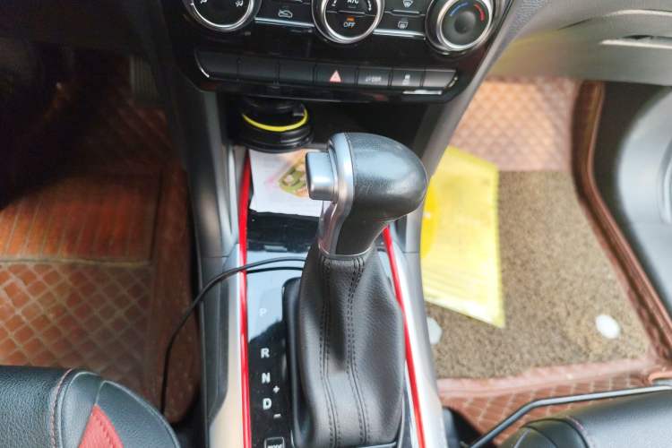 Used Haval H2 2017 Blue Label 1.5T Automatic Two-Wheel Drive Luxury Model
