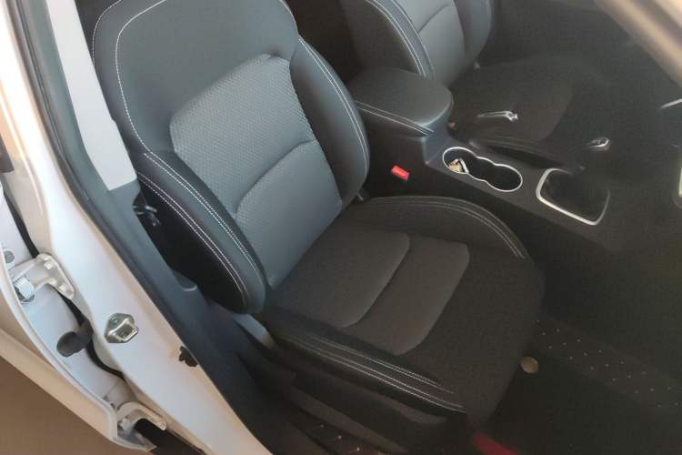 Used Geely Auto Vision X6 2020 1.4T Manual Comfort Model
