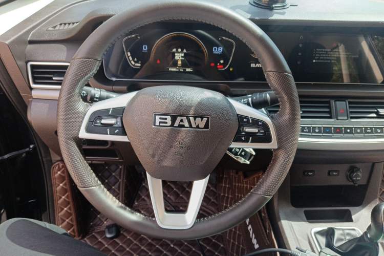 Used BAW Ruisheng Ace M7 2023 2.0L Long Wheelbase Enjoyment Version 7 Seats Steering Wheel