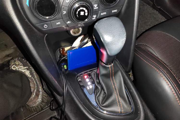 Used Fiat Ottimo 2014 1.4T Automatic Sport Edition Gear Lever