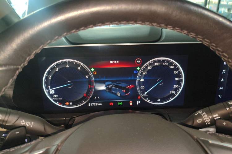 Used Buick GL8 2022 ES Landtrek 653T Luxury Edition