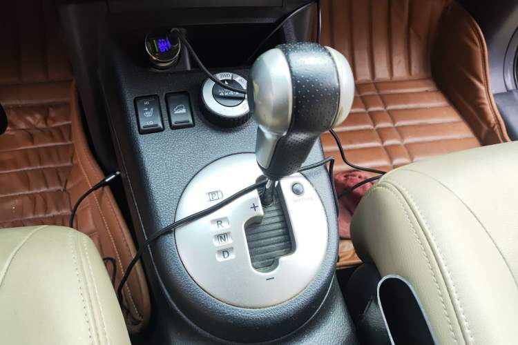 Used Nissan X-Trail 2012 2.5L CVT Flagship Edition 4WD Gear Lever