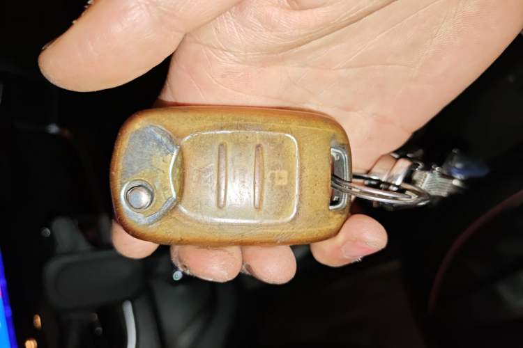 Used Baojun 730 2021 1.5L Manual Fashion Version 7 Seats Vehicle Key