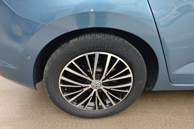 Used Volkswagen Touran 2016 Volkswagen Touran L 280TSI DSG Luxury Edition