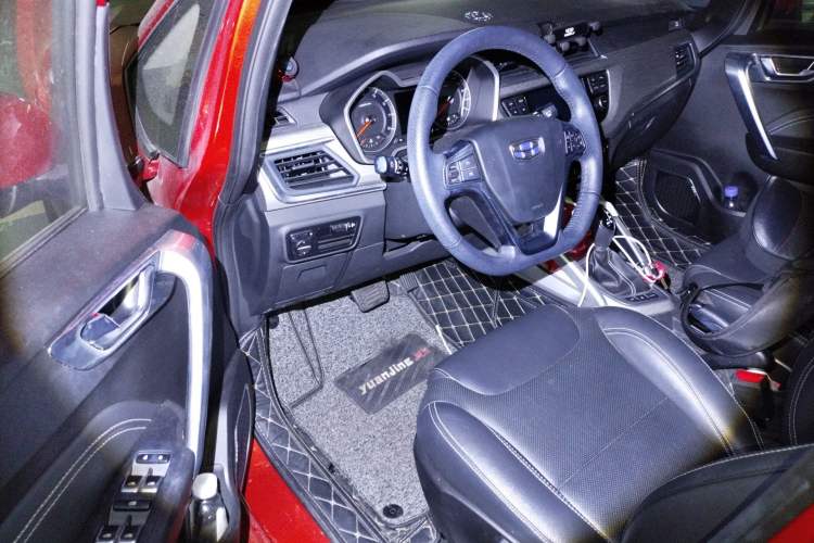 Used Geely Auto Vision X3 2017 1.5L Automatic Luxury Model Driver Seat