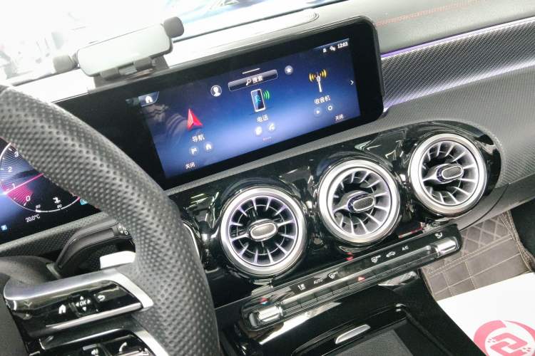 Used Mercedes-Benz A-Class 2023 A 200 L Fashion Model Audio And AC Panel