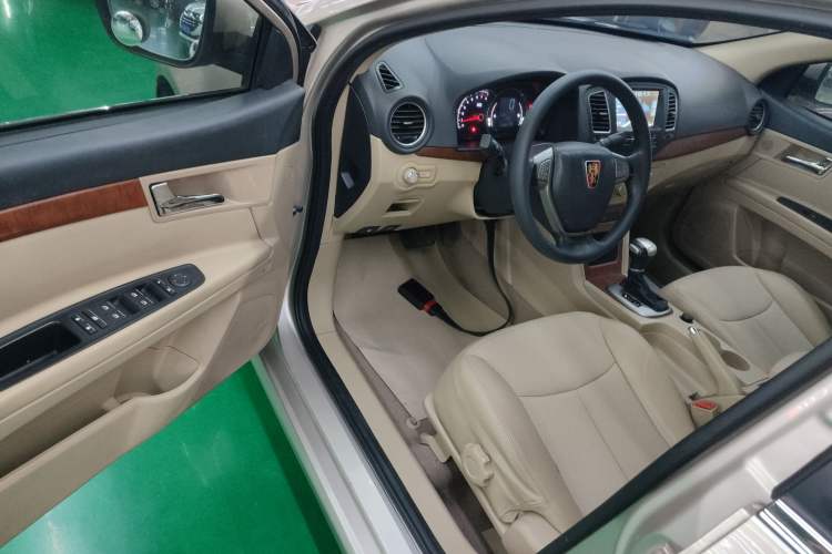 Used Roewe 350 2014 1.5L Automatic Xunyue Version
