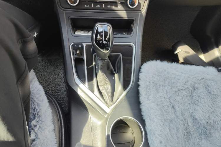 Used Geely Auto Vision 2020 1.5L CVT Asian Games Edition Gear Lever