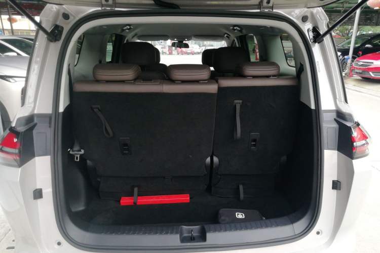 Used Wuling Wuling Starlight 730 2025 Model Pure Electric 500km Luxury Edition
