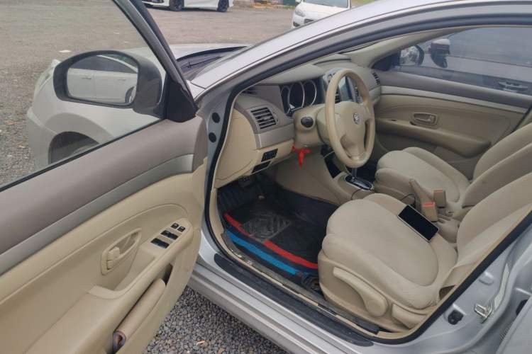 Used Nissan Sylphy 2018 Classic 1.6XE CVT Comfort Edition Driver Seat