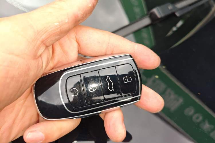 Used Chery Tiggo 9 C-DM 2025 1.5T 106KM Enjoy Edition 5 Seats Lithium-Ion Battery Interior 1