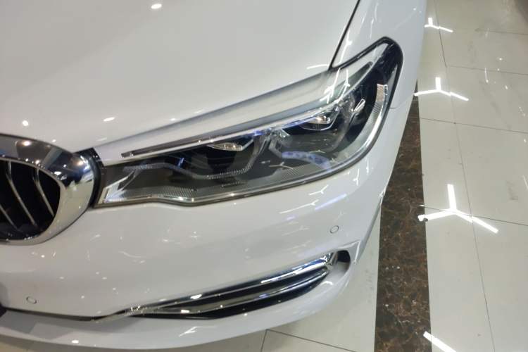 Used BMW 5 Series New Energy 2020 Mileage Upgrade Version 530Le Luxury Package Left Front Headlight