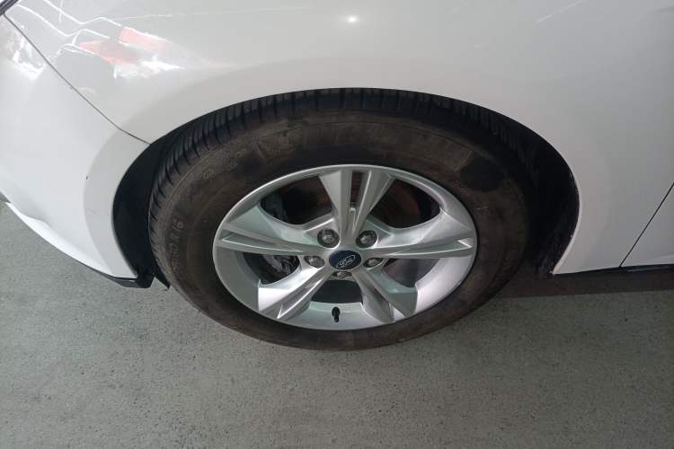 Used Ford Focus 2012 Hatchback 1.6L Automatic Fashion Edition
