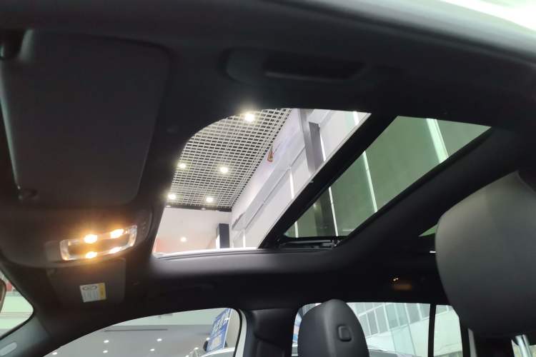 Used Mercedes-Benz GLB 2022 Updated GLB 200 Fashion Edition