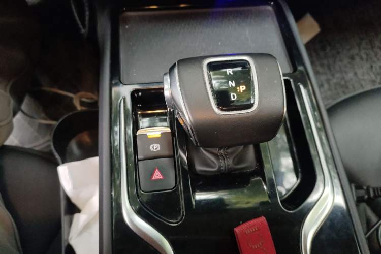 Used Hongqi E-QM5 2022 431 km Charge & Enjoy Edition Gear Lever