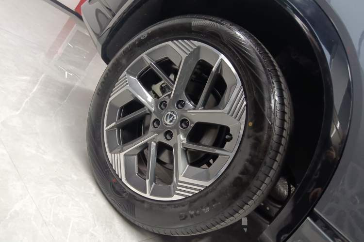 Used CHANGAN CS75 PLUS 2025 4th Generation 1.5T New Blue Whale Smart Luxury Edition