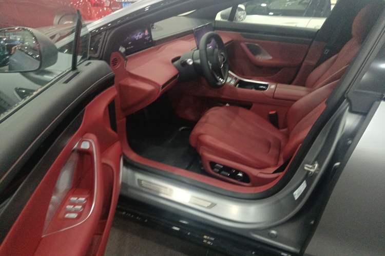 Used Hima Luxeed S7 2026 Model Ultra
