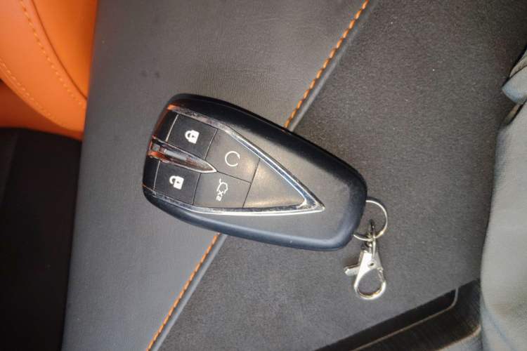 Used Changan UNI-V 2024 1.5T Prestige Sport Edition