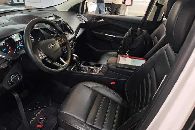 Used Ford Kuga 2018 EcoBoost 180 Two-Wheel-Drive Luxury Wing Edition