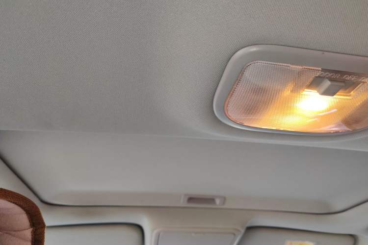 Used Geely Auto Emgrand 2014 Sedan 1.5L Manual Elite Model Headliner