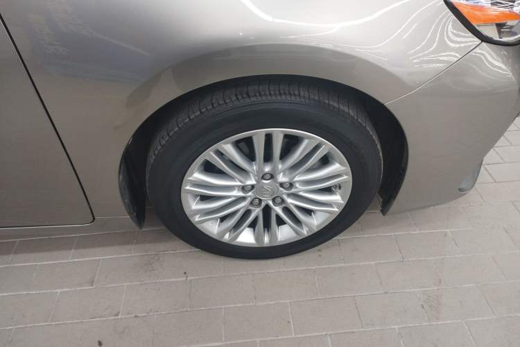 Used Lexus ES 2015 200 Elite Edition
