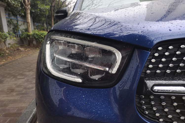 Used Mercedes-Benz GLC Coupe 2020 GLC 300 4MATIC Coupe SUV Right Front Headlight