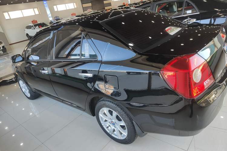 Used Geely Auto Diamond 2013 1.5L Manual Elite Model
