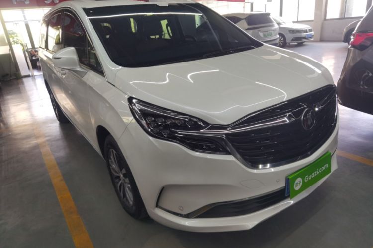 Used Buick GL8 2022 ES Landtrek 653T Luxury Edition