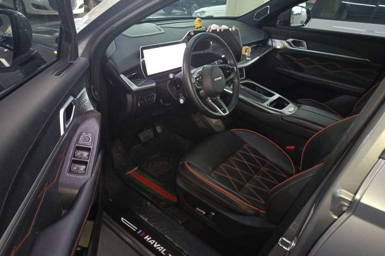 Used Haval XY 2022 1.5T Smart Engine DHT Driver Seat
